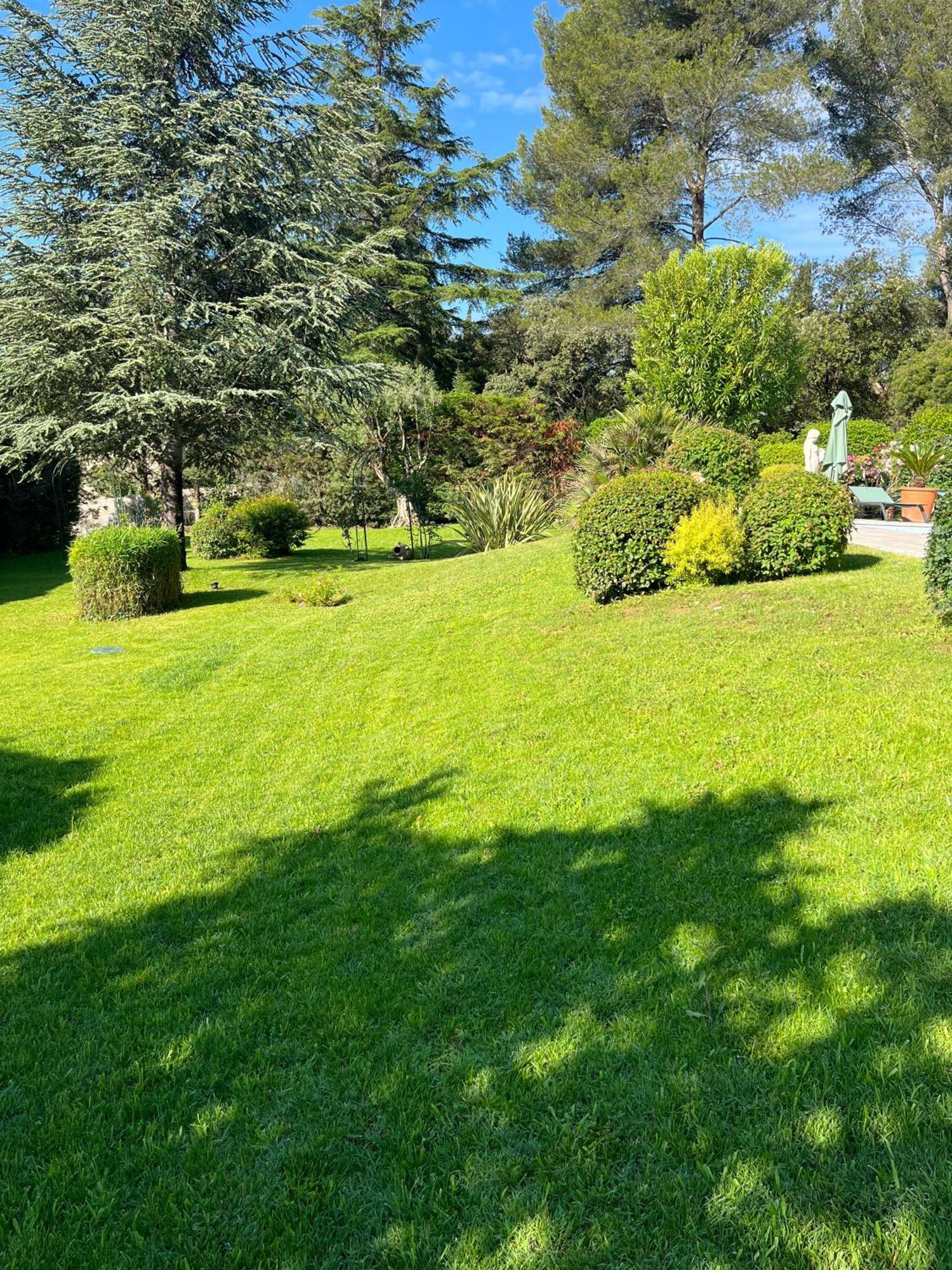 Le Clos Serein Le Beausset Exterior photo